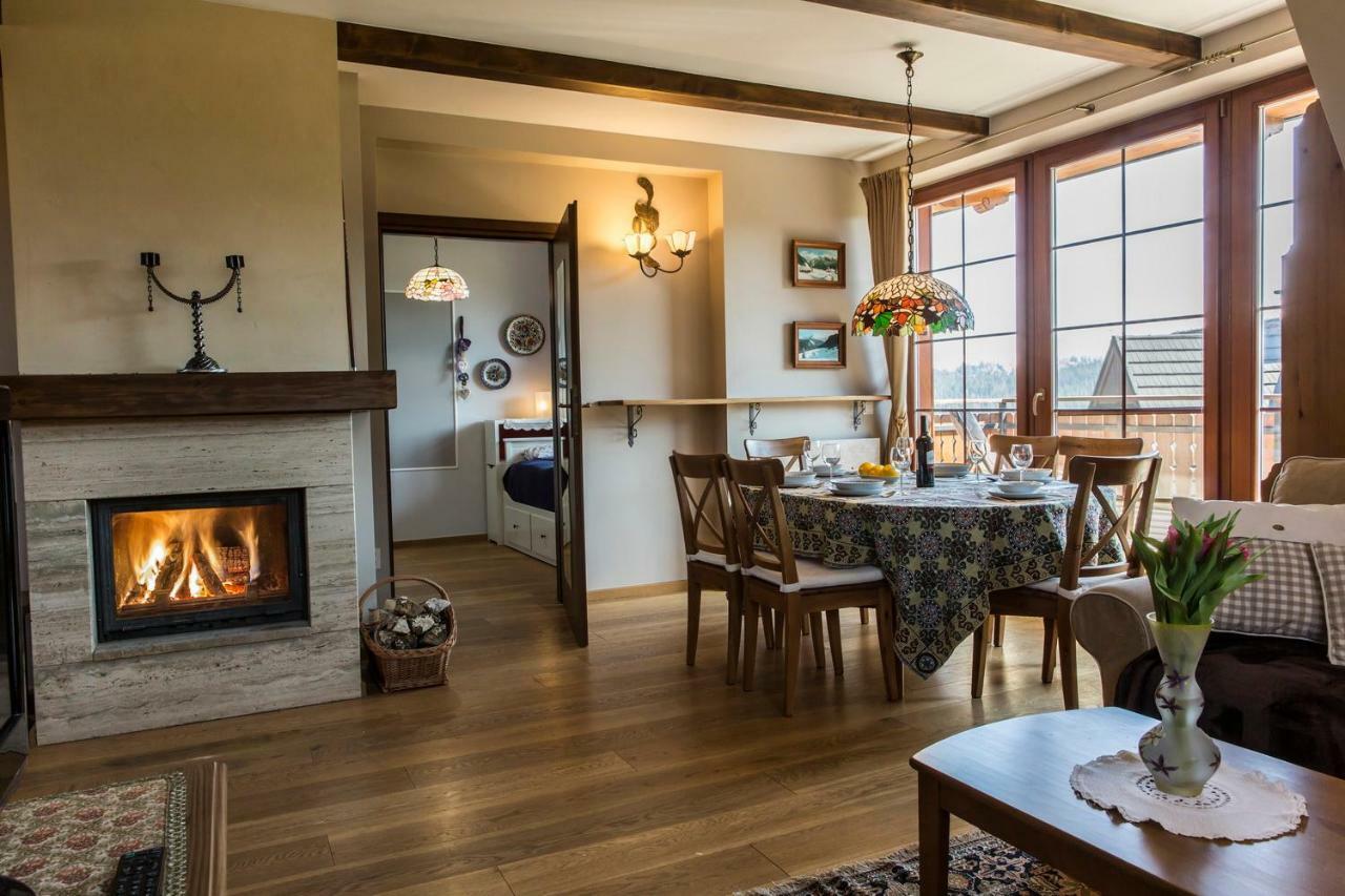 Apartment Tiffany Nowe Bystre Bagian luar foto