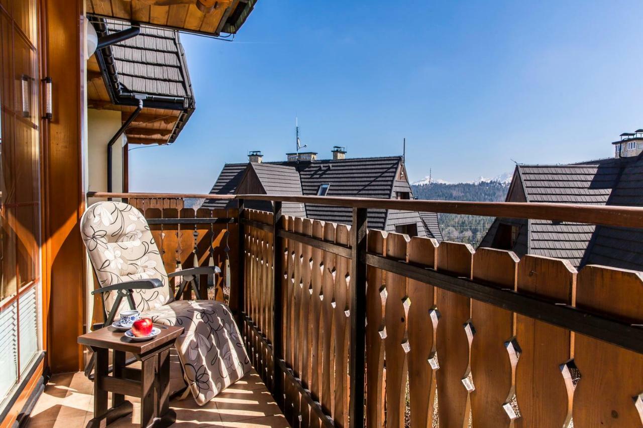 Apartment Tiffany Nowe Bystre Bagian luar foto