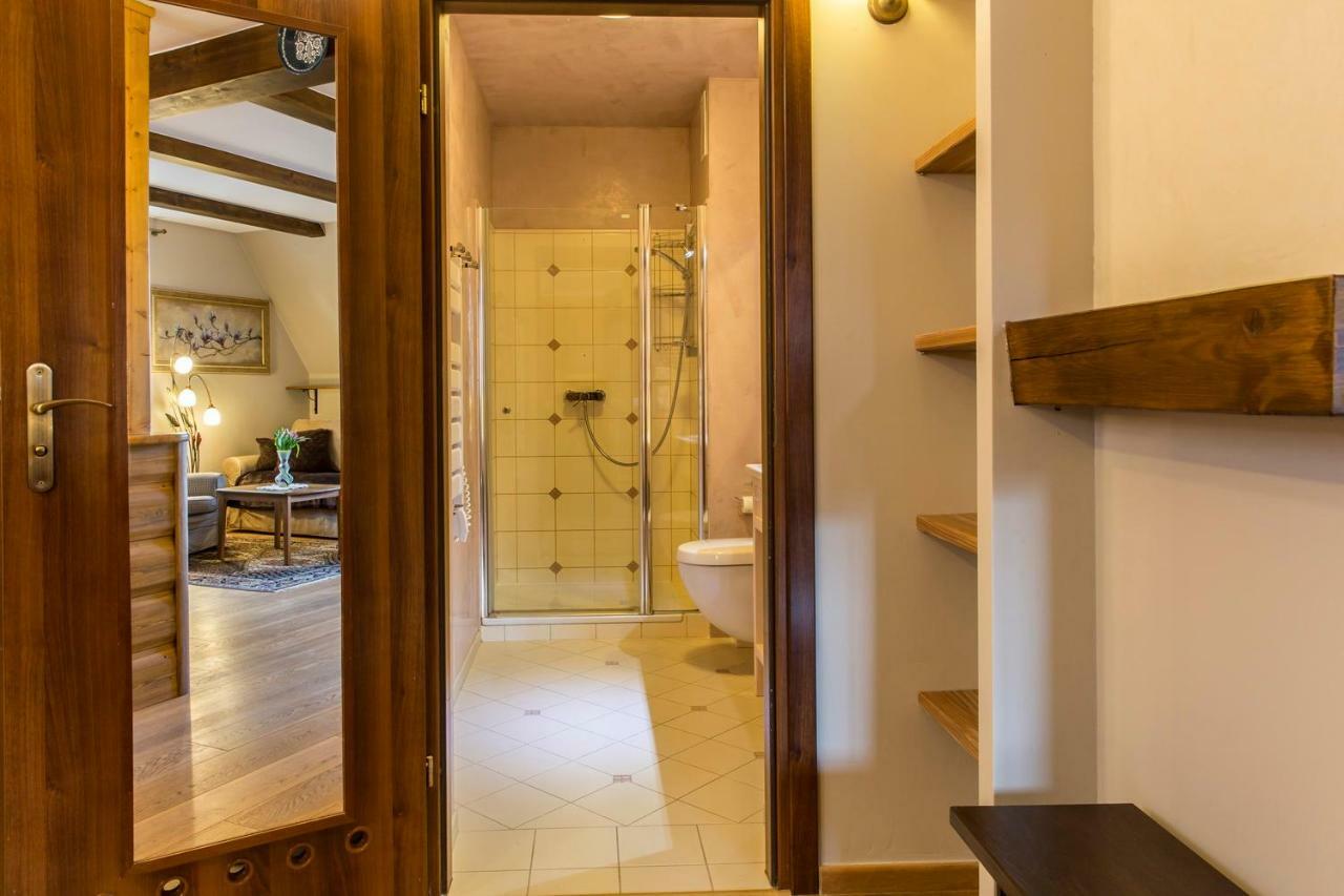 Apartment Tiffany Nowe Bystre Bagian luar foto
